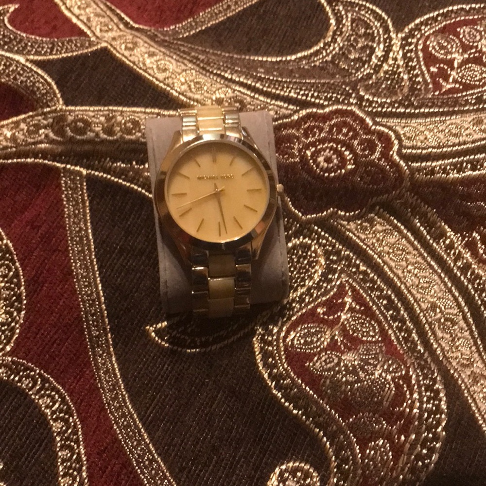 🔥🔥🔥Michael Kors Watch